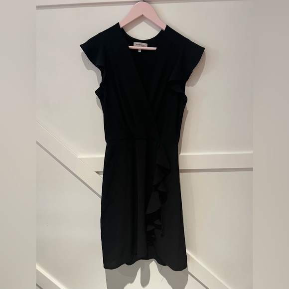 Little black Dress size large - Picture 1 of 4